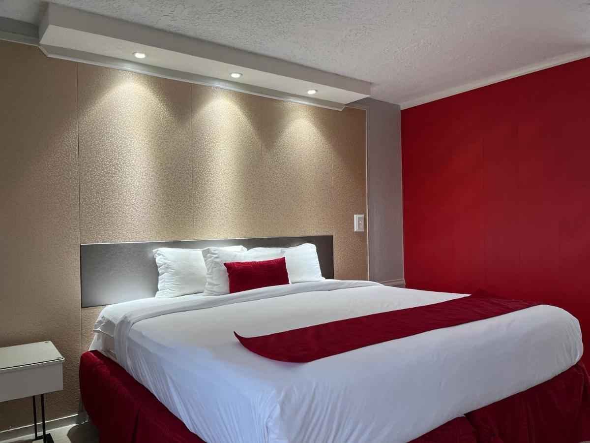 Travelodge By Wyndham Orlando At Heart Of International Drive Exterior photo