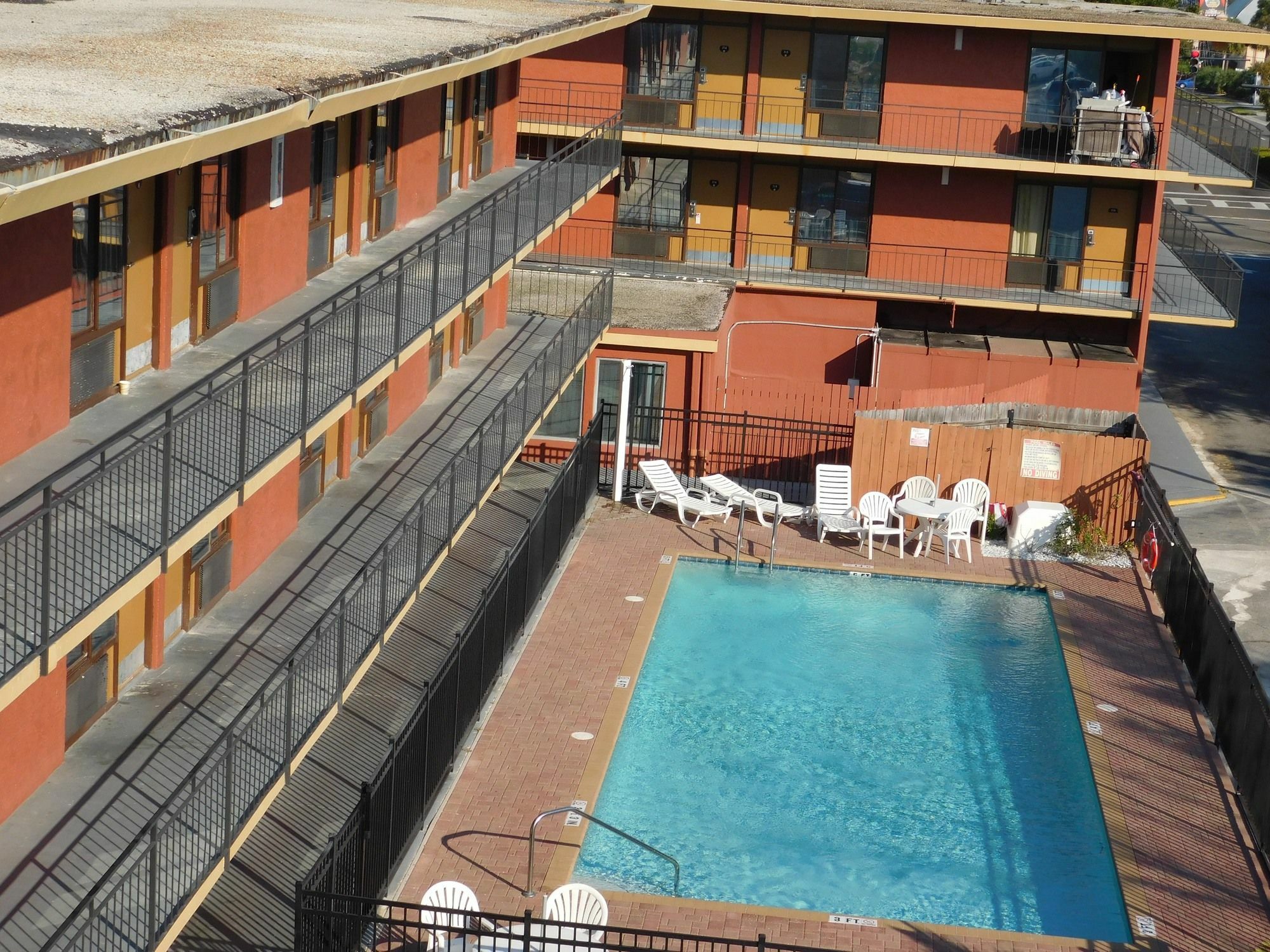 Travelodge By Wyndham Orlando At Heart Of International Drive Exterior photo